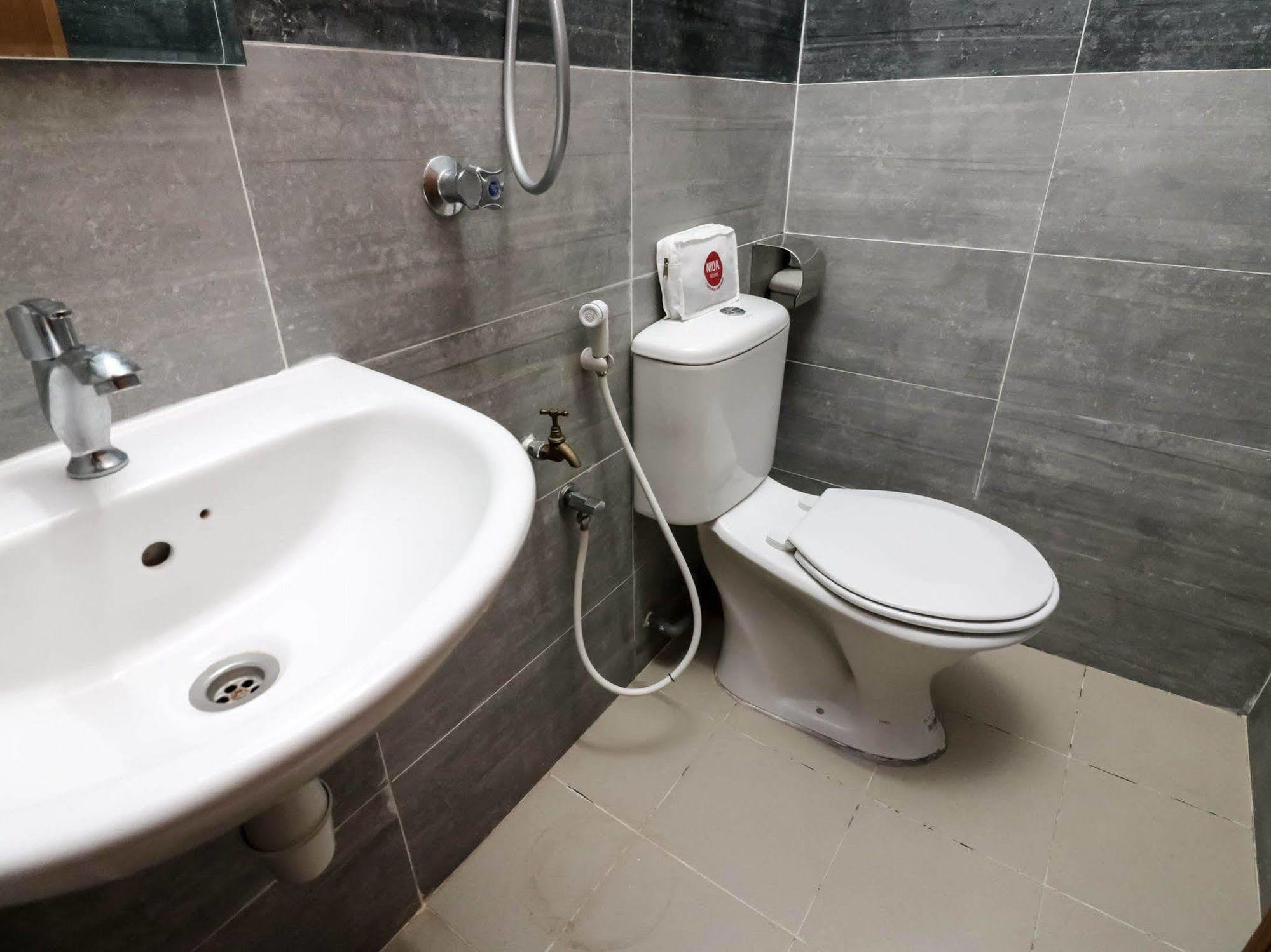 Nida Rooms Brickfields Charisma Kuala Lumpur Exterior foto