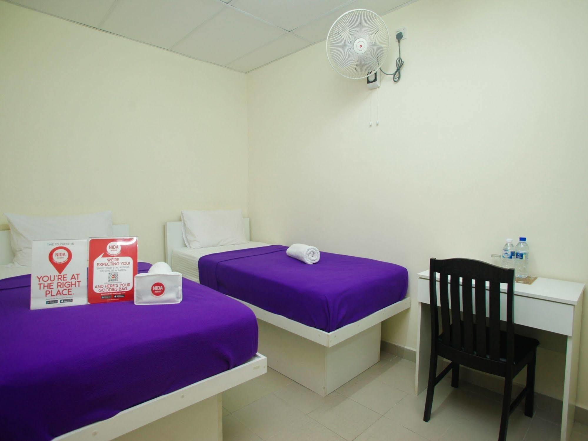 Nida Rooms Brickfields Charisma Kuala Lumpur Exterior foto
