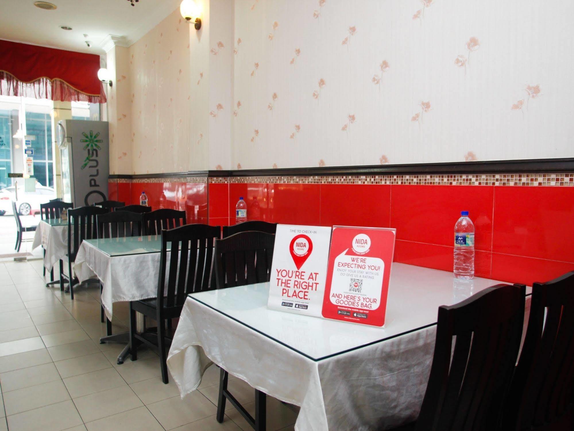 Nida Rooms Brickfields Charisma Kuala Lumpur Exterior foto