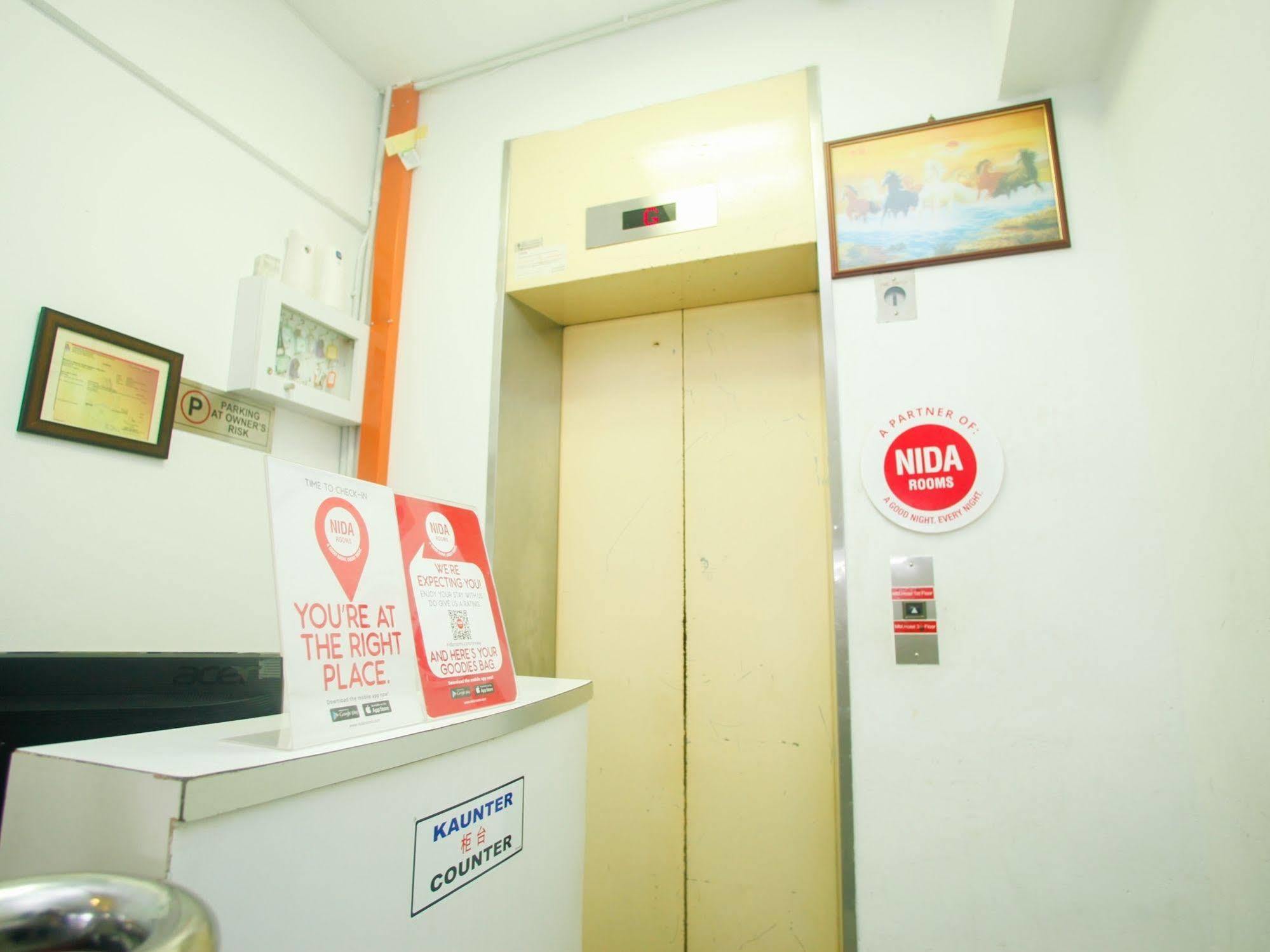 Nida Rooms Brickfields Charisma Kuala Lumpur Exterior foto