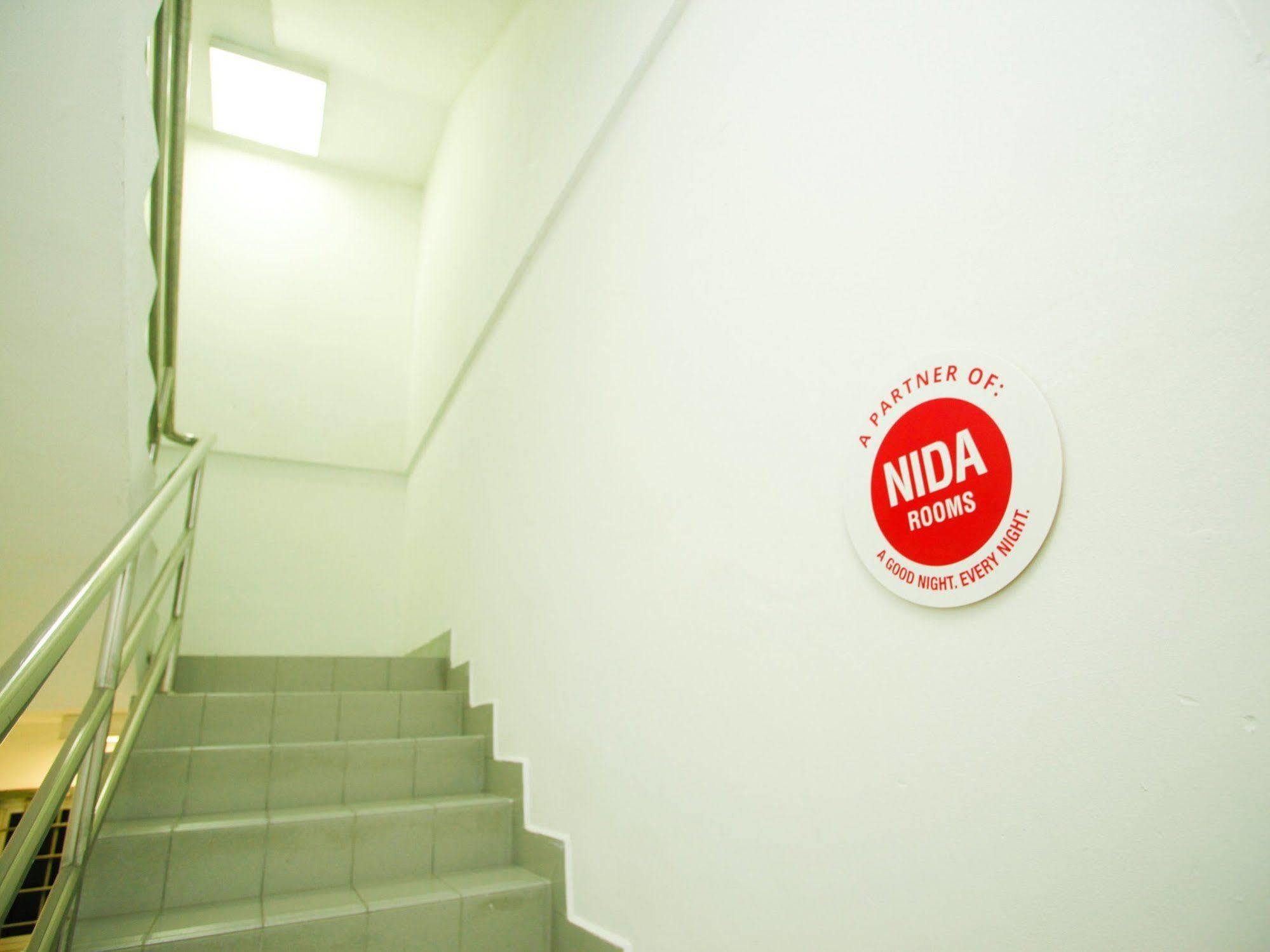 Nida Rooms Brickfields Charisma Kuala Lumpur Exterior foto